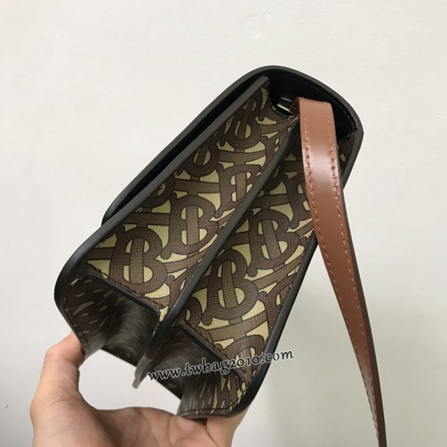 Burberry專門店新款小號TB專屬標識鎖扣包 巴寶莉單肩背斜背女士小挎包 yxb1081